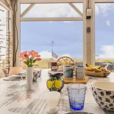 Guest house La Vague Salee *