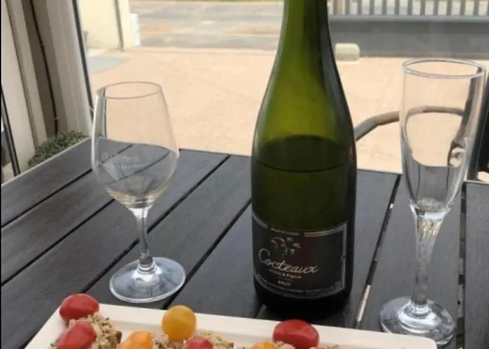 La Vague Salee Hermanville-sur-Mer